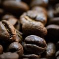 日本各地のカフェが提供する個性的なブレンドの事例紹介
