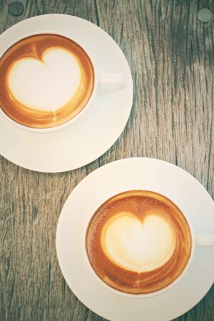 イタリアの日常に溶け込むカフェ文化～バールでのコーヒータイムの過ごし方