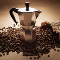 フレンチプレスで楽しむアイスコーヒーの作り方とアレンジレシピ