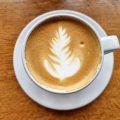 アイスコーヒー・ホットコーヒー：季節ごとに変わる健康的な選び方