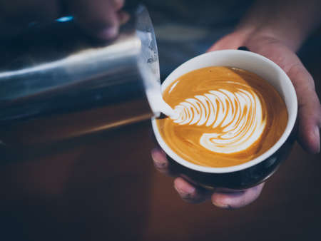 日本の伝統食とコーヒーの組み合わせ―カフェイン摂取量の観点から