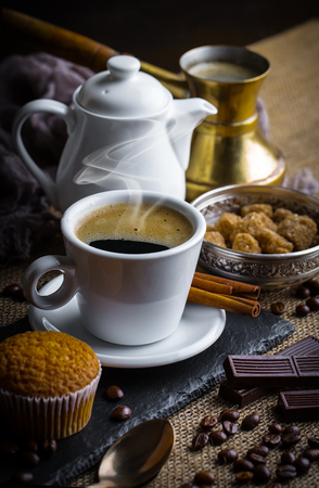 和菓子とノンカフェインコーヒーのおいしいペアリング術