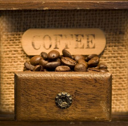 自宅でできる正しいコーヒー豆の保存方法と長持ちのコツ