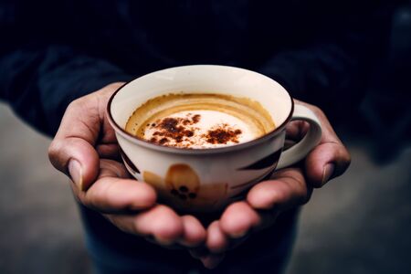 アイスコーヒーと相性ばっちりの冷たいデザートレシピ