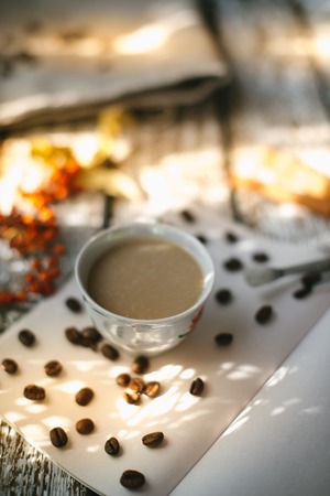 カフェインレスでも楽しめる!秋風味シナモンパンプキンコーヒーの工夫