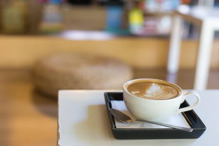 京都の喫茶店で開催されるユニークなカルチャーイベント