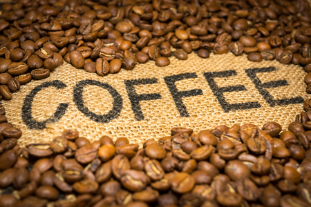 独特な日本のカフェサービスとマナーの成立背景